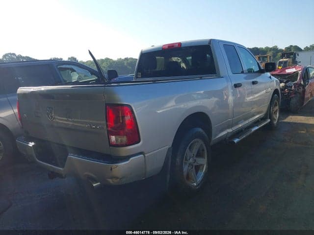 2017 RAM 1500 EXPRESS 4X4 6'4 BOX 4