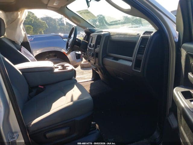2017 RAM 1500 EXPRESS 4X4 6'4 BOX 5