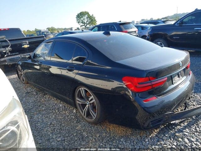 2017 BMW 750I 3