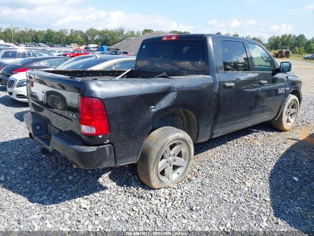2017 RAM 1500 EXPRESS 4X4 5'7 BOX 4