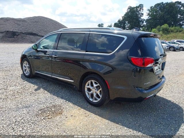 2019 CHRYSLER PACIFICA LIMITED 3