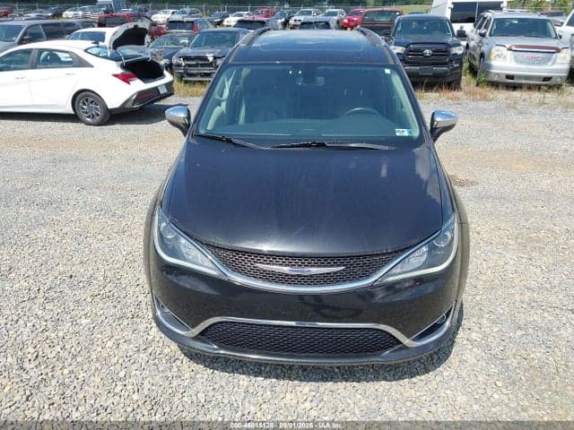 2019 CHRYSLER PACIFICA LIMITED 6