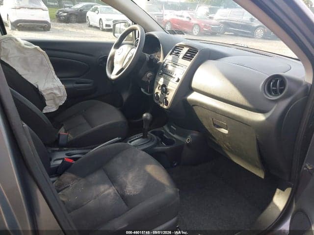 2017 NISSAN VERSA 1.6 S+ 5