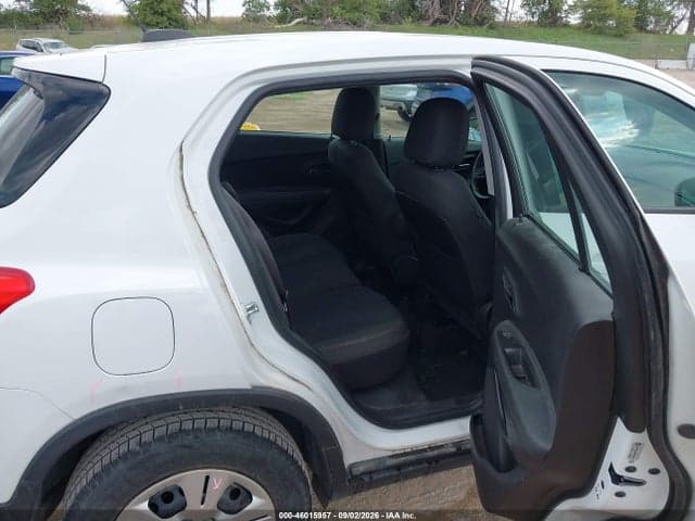 2017 CHEVROLET TRAX LS 8