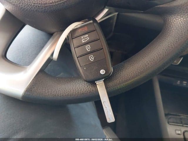 2018 KIA RIO S 11