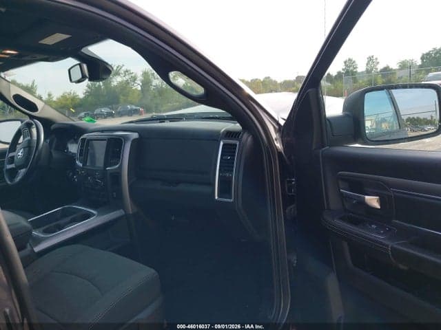 2022 RAM 1500 CLASSIC SLT 5