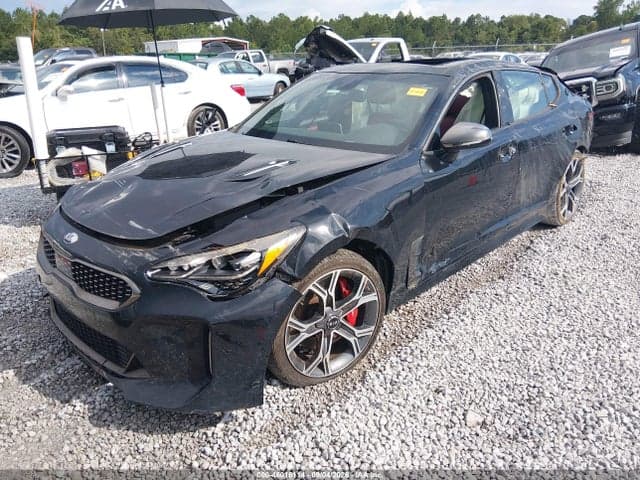 2018 KIA STINGER GT1 2