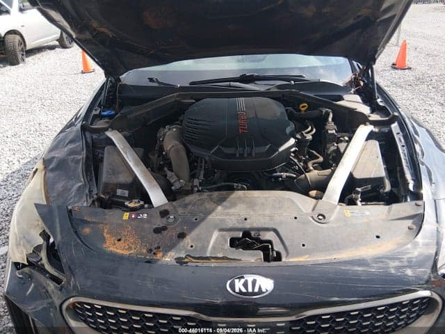 2018 KIA STINGER GT1 10