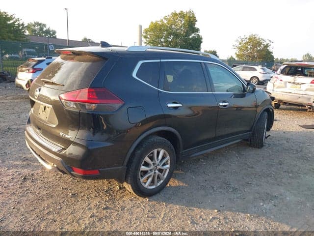 2018 NISSAN ROGUE SV 4