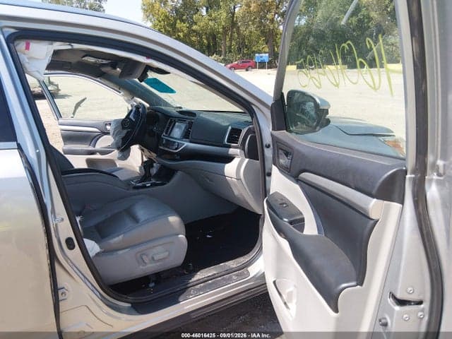 2018 TOYOTA HIGHLANDER XLE 5