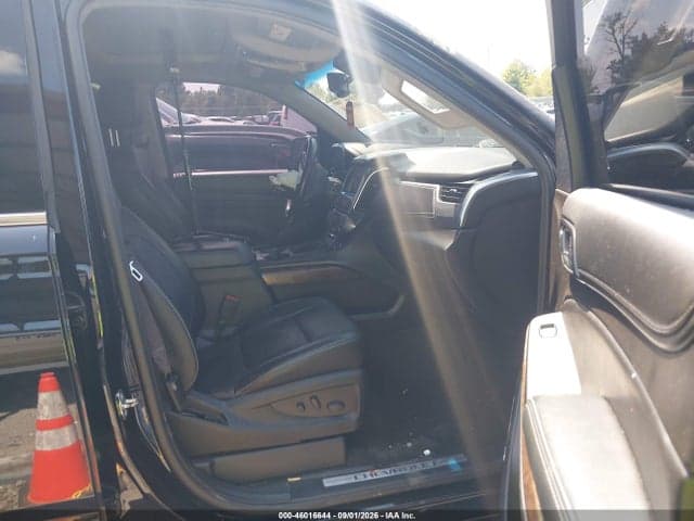 2017 CHEVROLET TAHOE LT 5