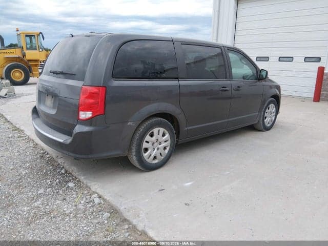 2018 DODGE GRAND CARAVAN SE 4