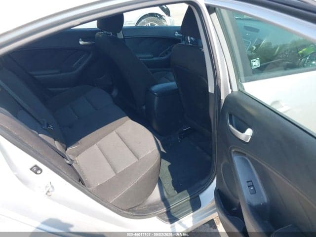2017 KIA FORTE LX 8