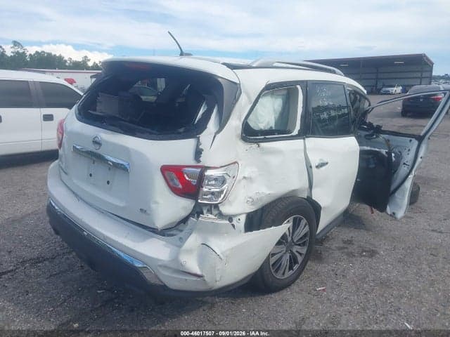 2017 NISSAN PATHFINDER SL 6