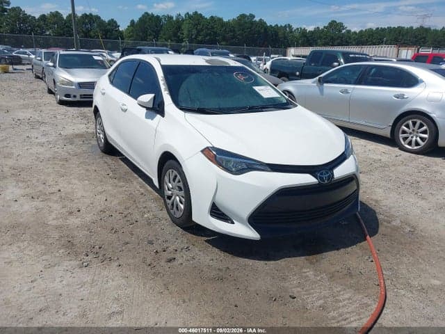 2017 TOYOTA COROLLA LE 1