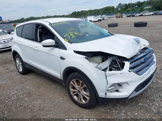 2017 FORD ESCAPE SE 1