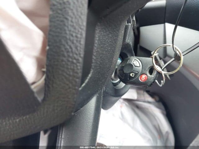 2017 FORD ESCAPE SE 11