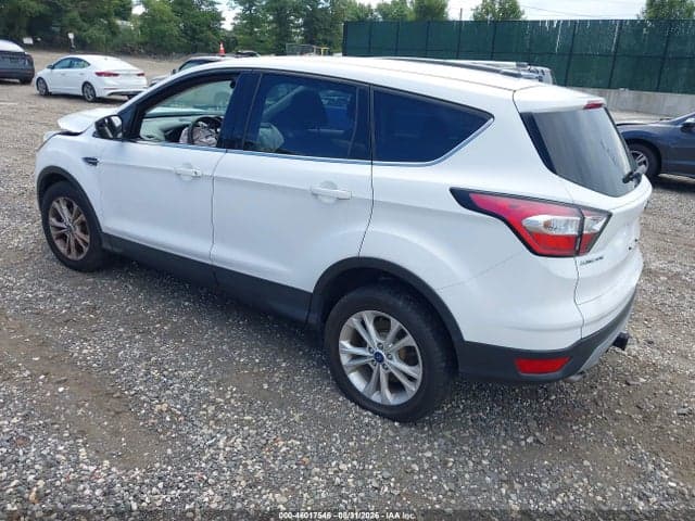 2017 FORD ESCAPE SE 3