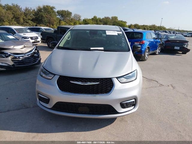 2024 CHRYSLER PACIFICA TOURING L 12