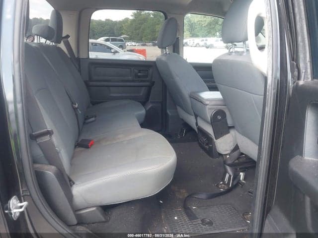 2018 RAM 1500 EXPRESS 4X2 5'7 BOX 8