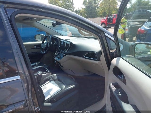 2017 CHRYSLER PACIFICA TOURING-L PLUS 5