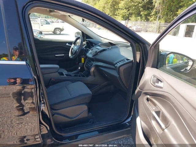 2017 FORD ESCAPE SE 3