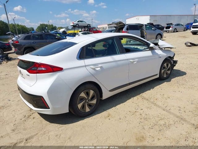 2017 HYUNDAI IONIQ HYBRID SEL 4