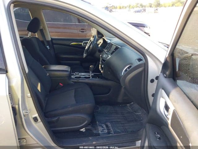 2019 NISSAN PATHFINDER SV 5