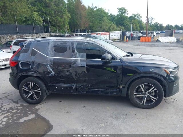 2024 VOLVO XC40 B5 CORE BRIGHT THEME/B5 CORE DARK THEME 6