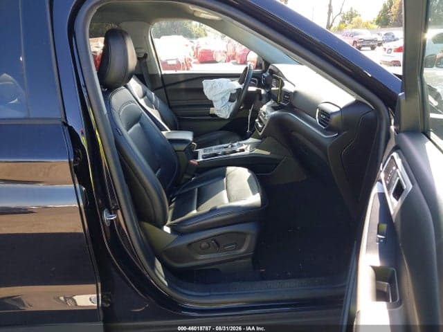 2022 FORD EXPLORER XLT 5