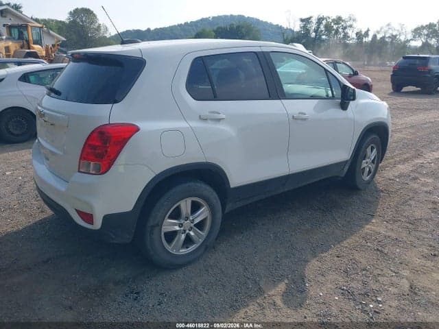2017 CHEVROLET TRAX LS 4