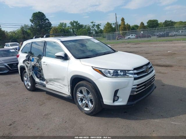 2018 TOYOTA HIGHLANDER LIMITED 1