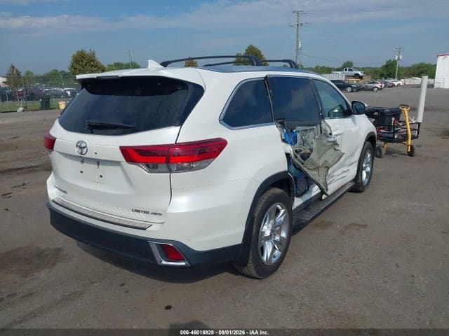 2018 TOYOTA HIGHLANDER LIMITED 4