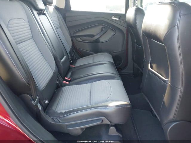 2017 FORD ESCAPE TITANIUM 8