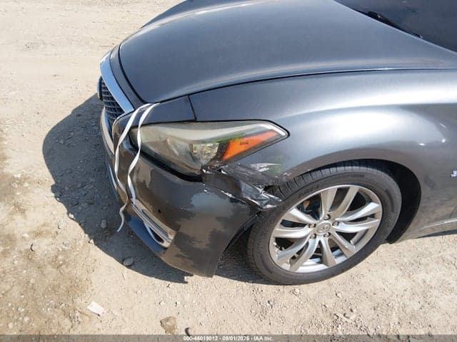 2017 INFINITI Q70 3.7 6