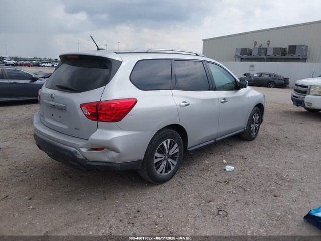 2017 NISSAN PATHFINDER SV 4