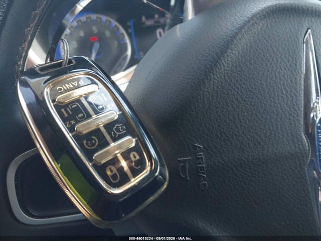2017 CHRYSLER PACIFICA TOURING-L 11