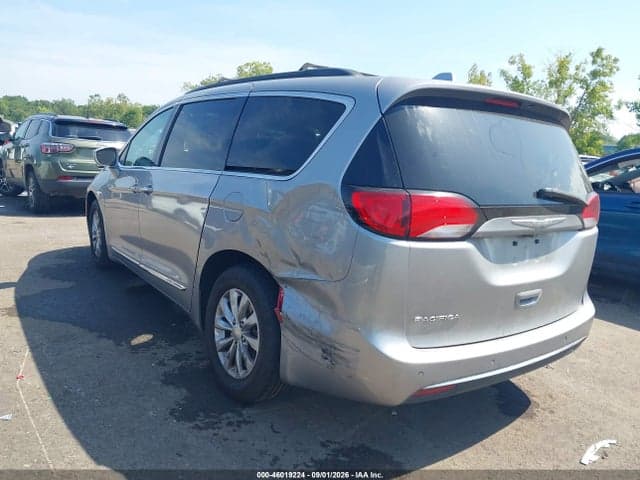 2017 CHRYSLER PACIFICA TOURING-L 3