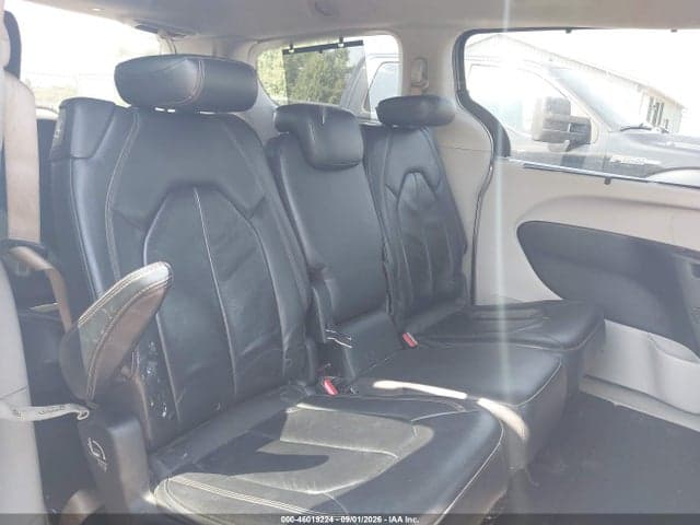 2017 CHRYSLER PACIFICA TOURING-L 8
