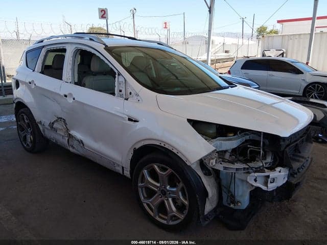 2017 FORD ESCAPE TITANIUM 1