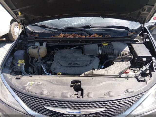 2020 CHRYSLER PACIFICA TOURING L 10