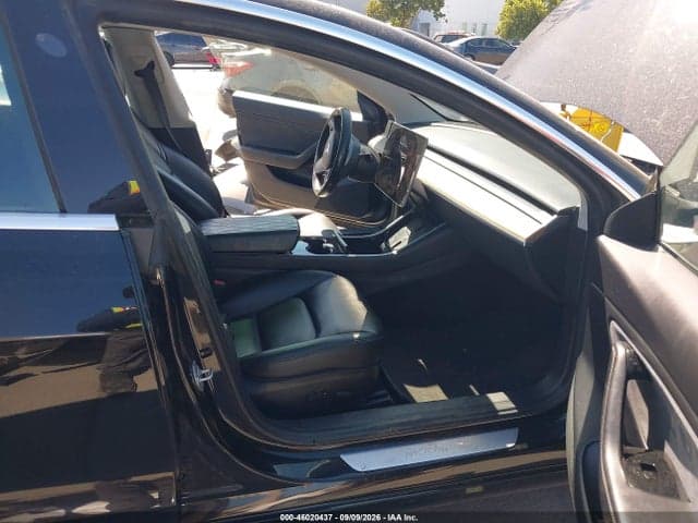2019 TESLA MODEL 3 LONG RANGE/PERFORMANCE 5