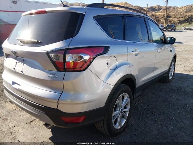 2018 FORD ESCAPE SE 4