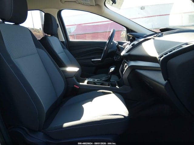 2018 FORD ESCAPE SE 5