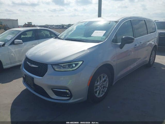 2024 CHRYSLER PACIFICA TOURING L 2