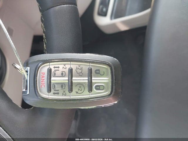 2024 CHRYSLER PACIFICA TOURING L 11