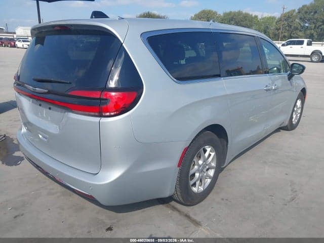 2024 CHRYSLER PACIFICA TOURING L 4