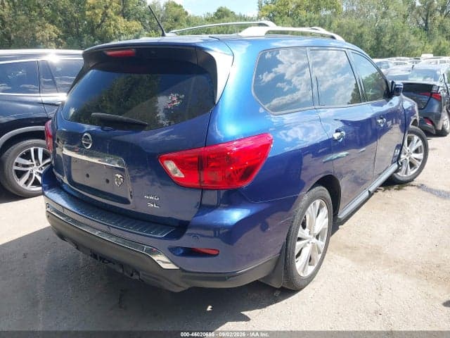 2018 NISSAN PATHFINDER SL 4