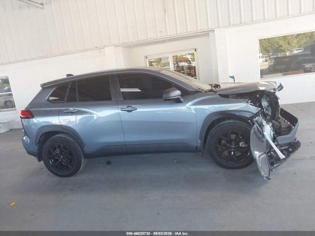 2023 TOYOTA COROLLA CROSS L 13