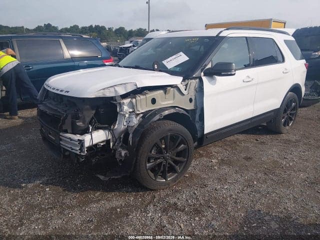 2018 FORD EXPLORER XLT 2